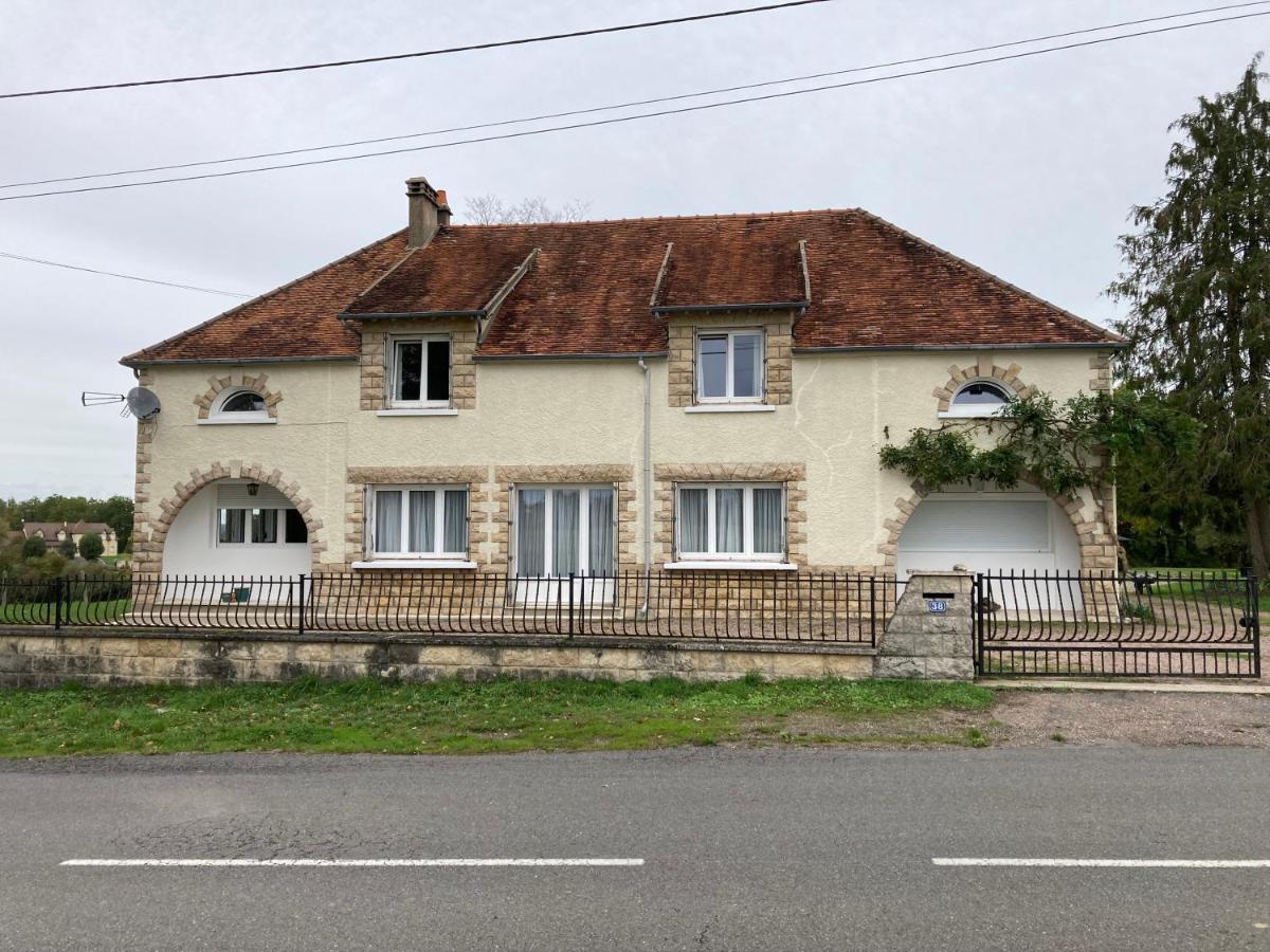 Lac De Lumiere. Relax With Rural Lakeside Living Herry Exterior foto